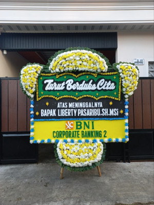 Papan Bunga Duka di Bandar Sono
